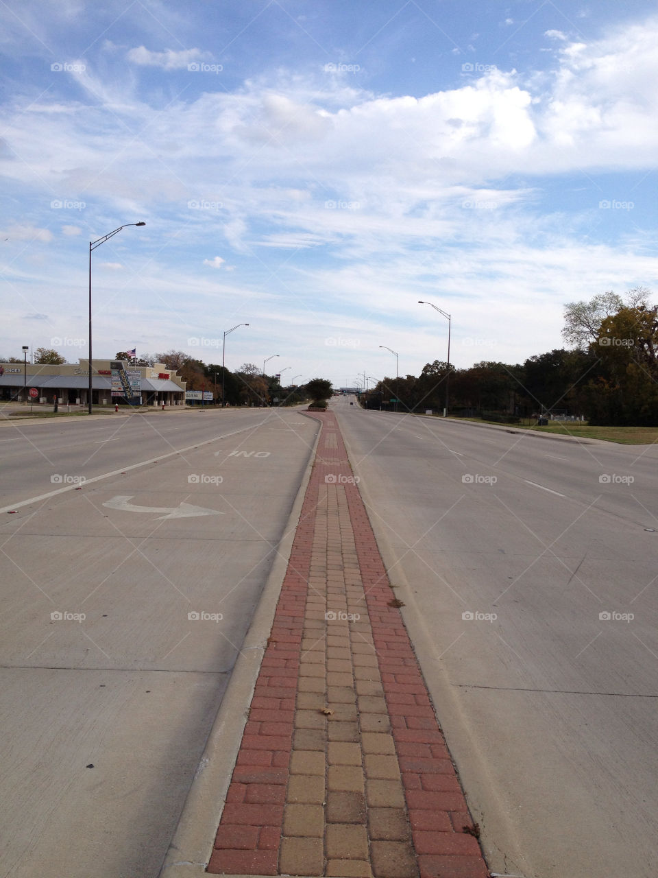 2012 empty day avenue by tewitty