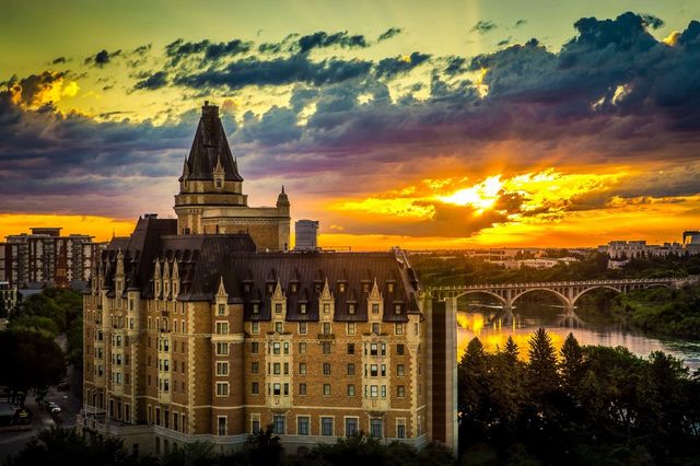 Delta Bessborough Hotel