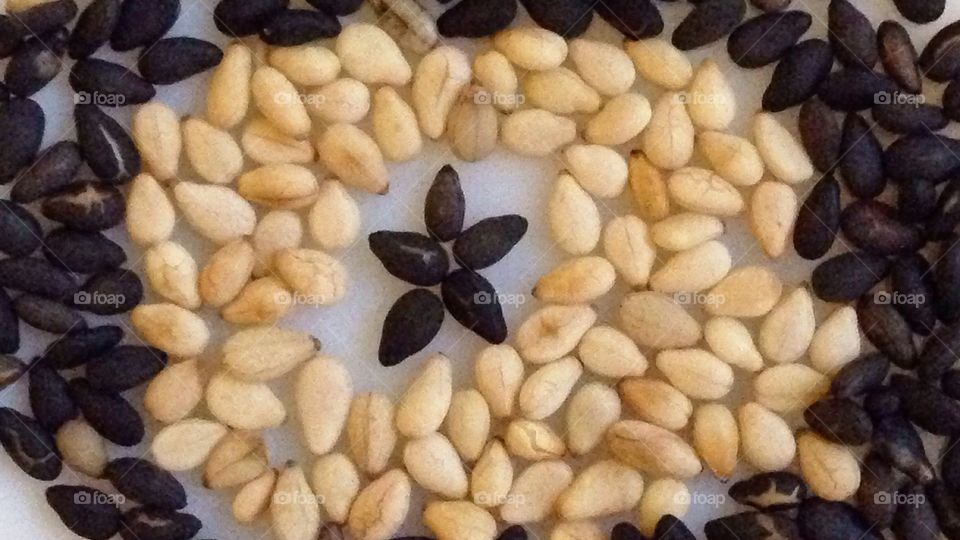 Roast sesame seeds