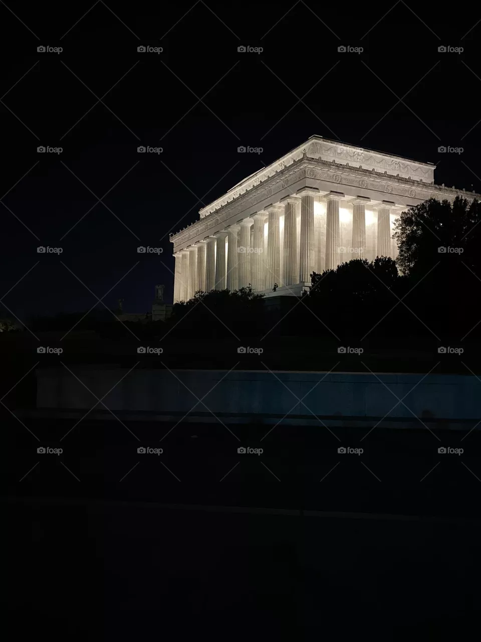 The Lincoln Memorial at Night 