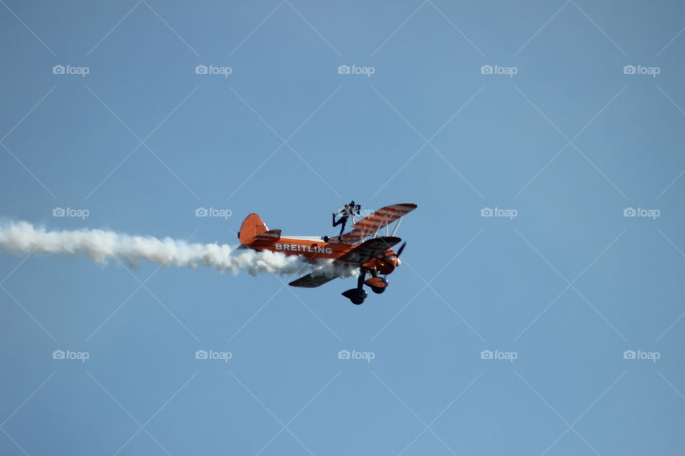 biplane . Bristol international balloon fiesta