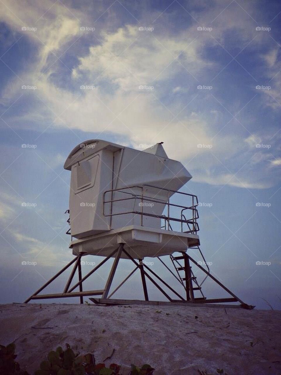 Lifeguard stand