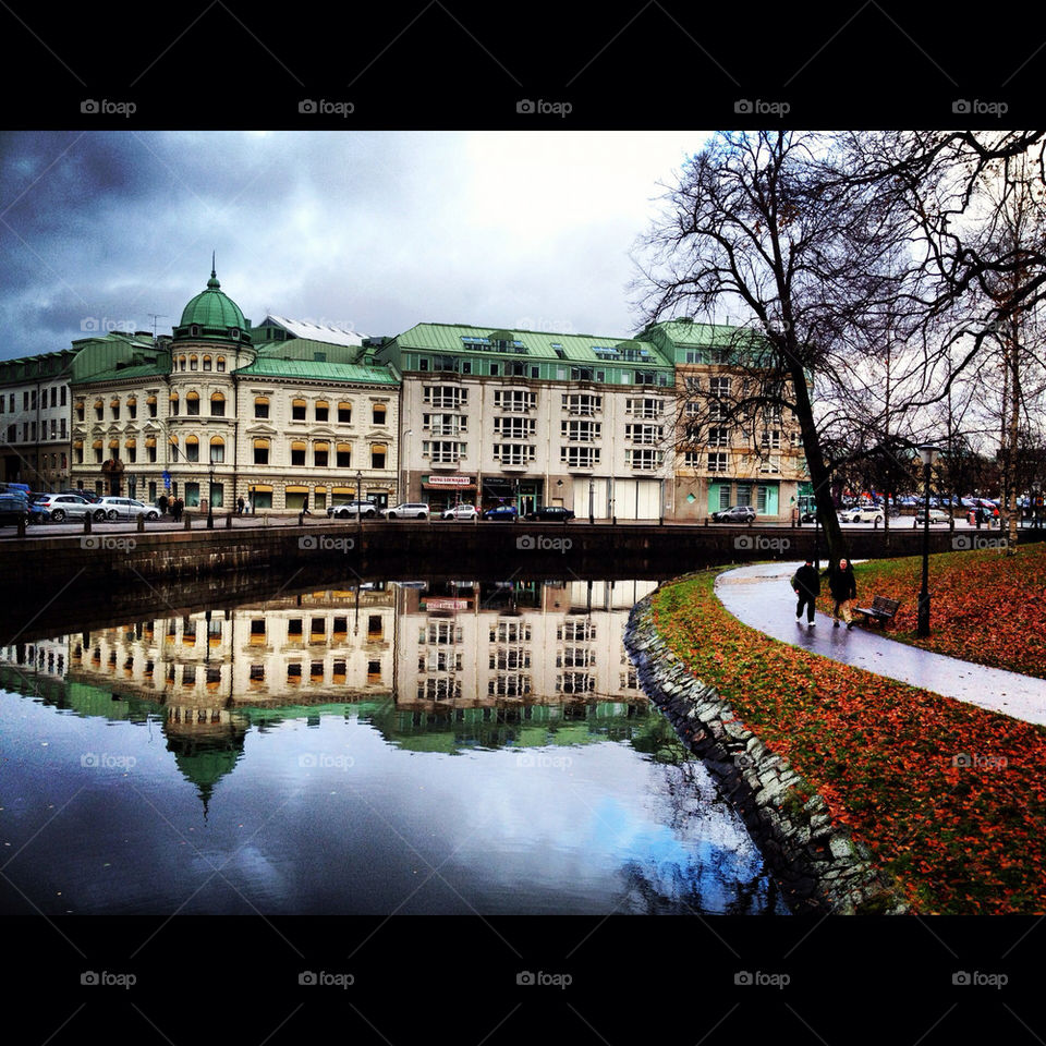 city göteborg park autumn by petern