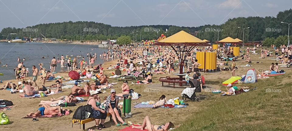 people on a lake, summer in the city