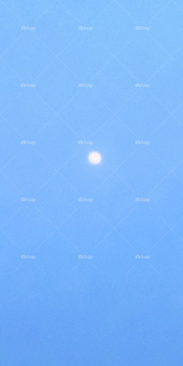 the moonlight on day time