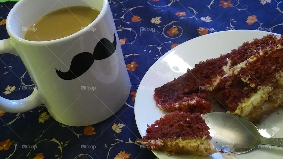 My favorite snack -cup of  coffe and cake