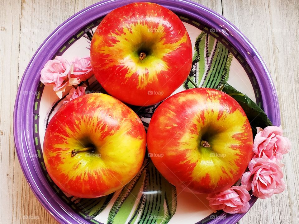 honey crisp apples fresh apples