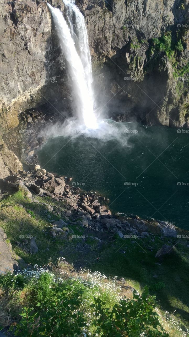 snoqualmie falls