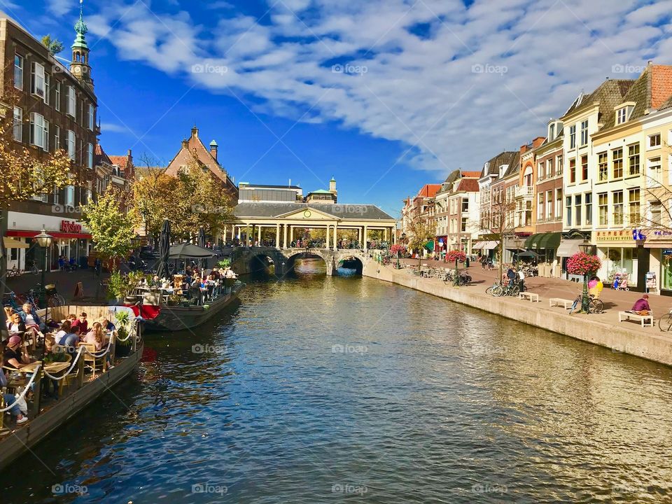 Leiden main canal