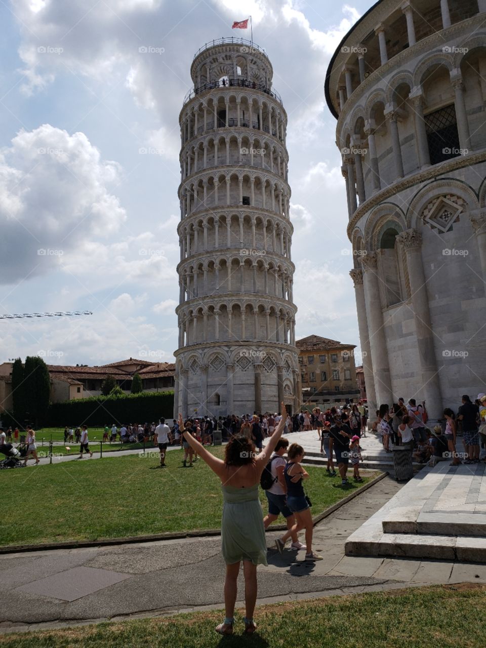 posando en Italia, Pisa