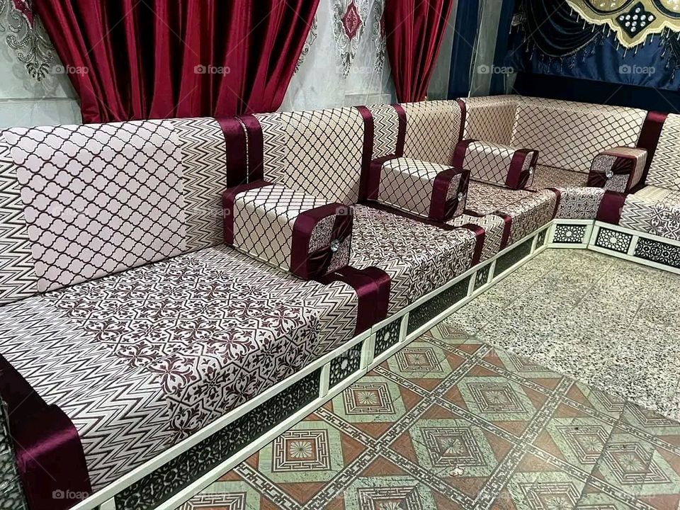 A very beautiful picture, and there is no better picture than it. There is no better picture of green herbs and colorful, red and white roses than it. Glory be to God, the natural and picturesque view, and there is no more