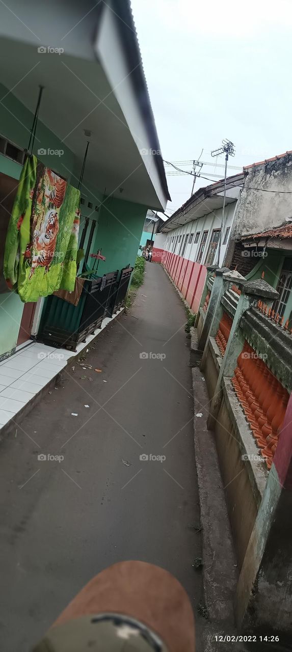 streets in crowded villages