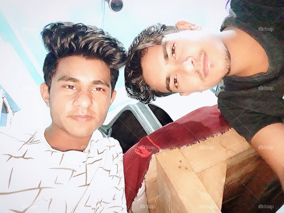 selfy with brother