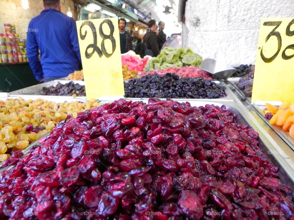 Craisins in an Israeli market 