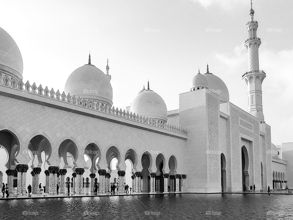 Amazing White Mosque Architecture, Abu Dhabi