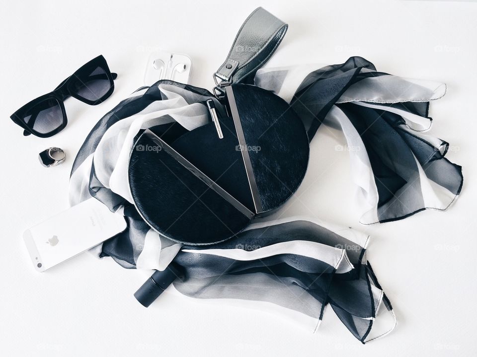 Awesome fashion flat lays with black and white items.