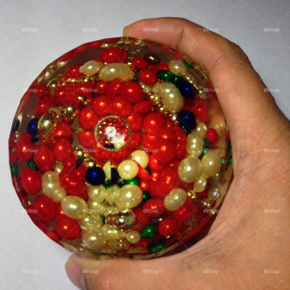 Red Beads

Published by:
HappyBrownMonkey 