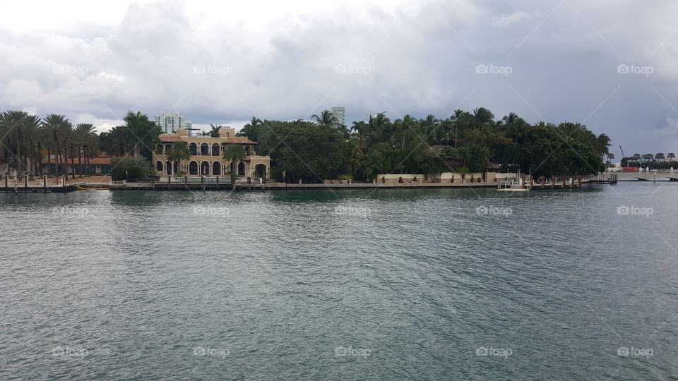 Alex Rodriguez is neighbors to P. Diddy.