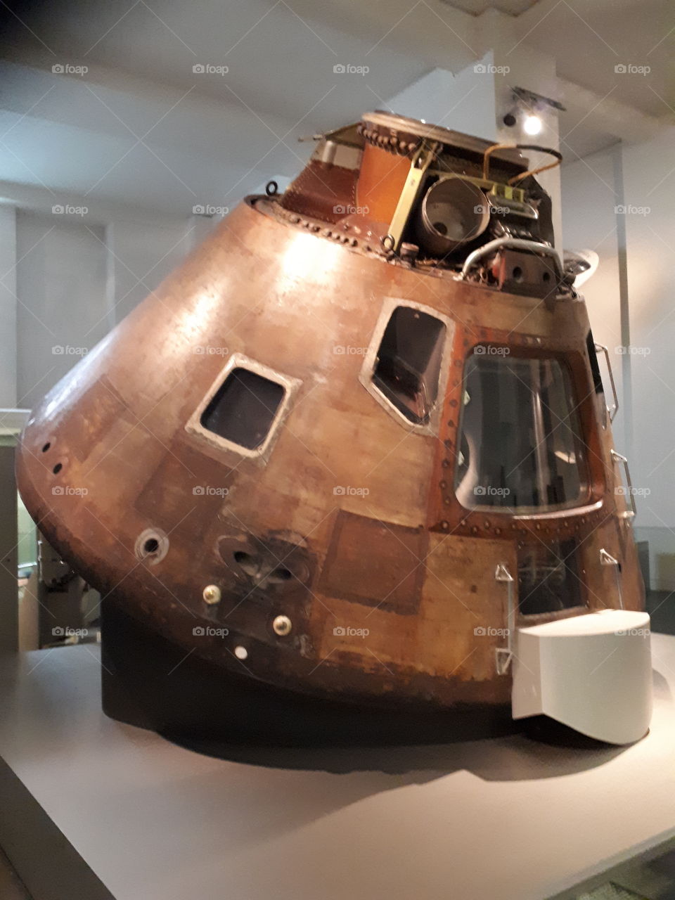 Luner Capsule