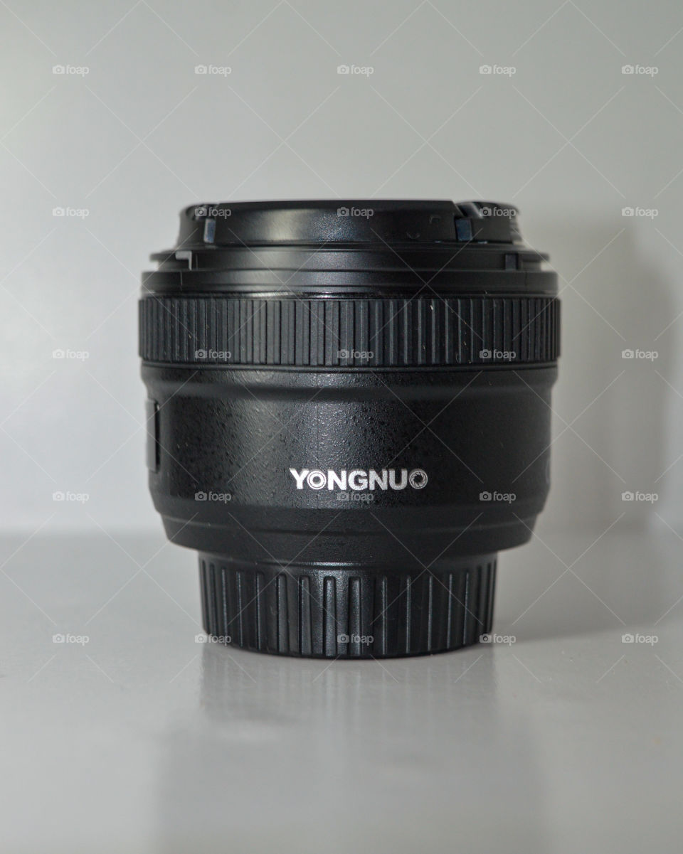 yongnuo lens, one of the darlings of many photographers