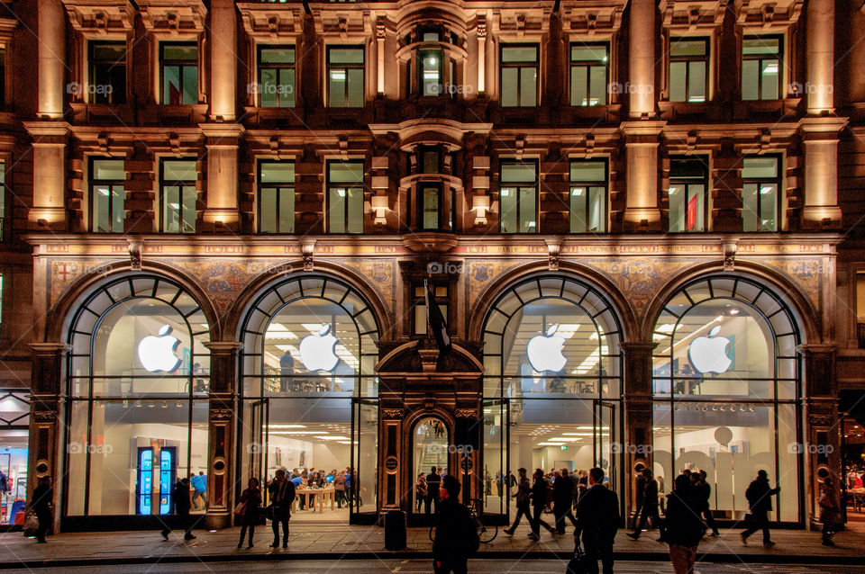 Apple store London