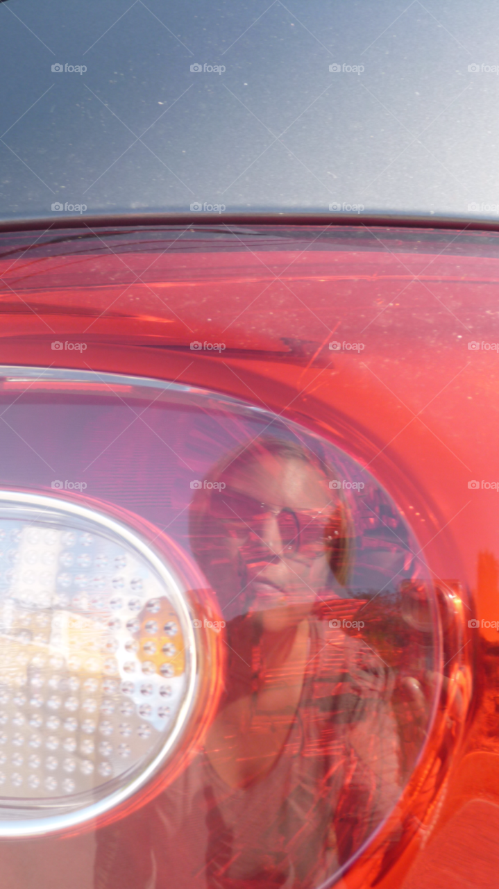 light woman car red by nivoa