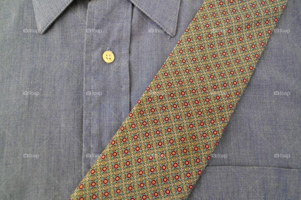 Tie and shirt 