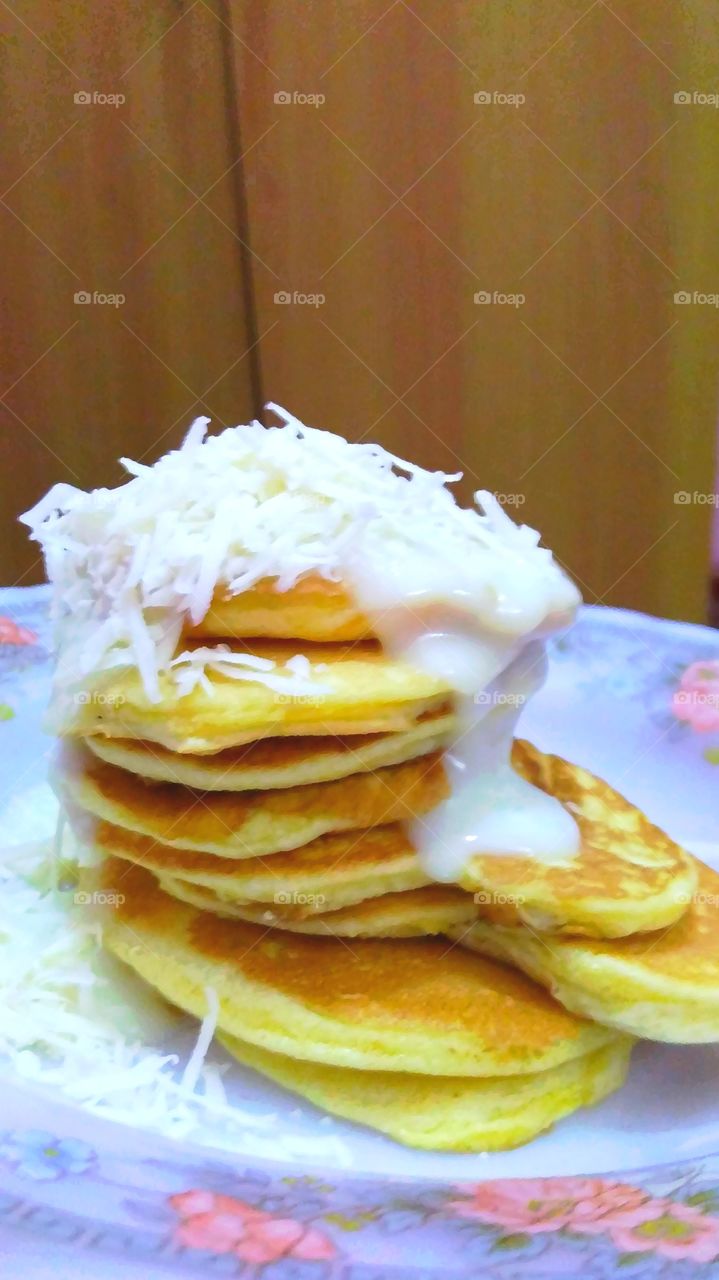 love cooking time pancake with vla and cheese