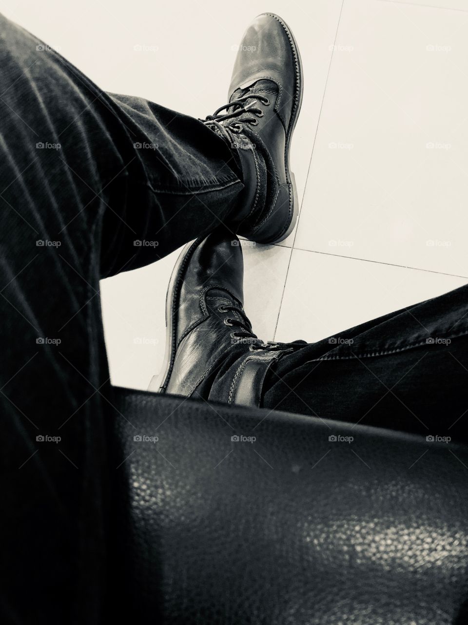 In the bank | not alone. Free capture. Boot with my legs. Capture is funny. No more laughs. Full leather boot. Sri Lanka | 🇱🇰