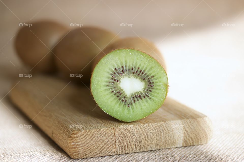 Kiwi fruits 