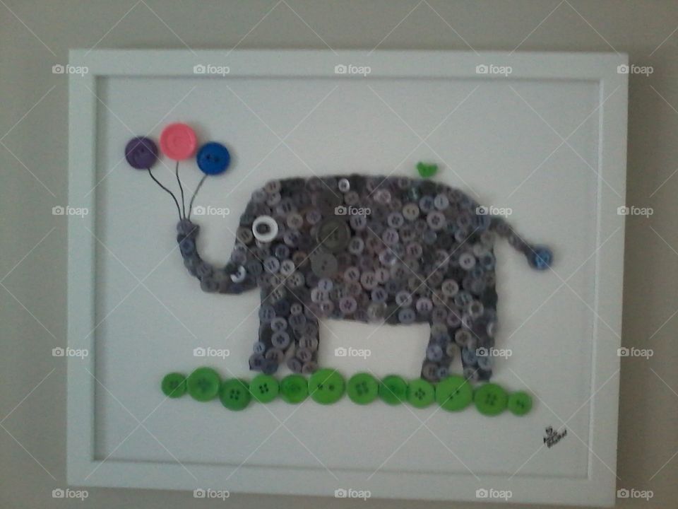 Button elephant framed picture craft