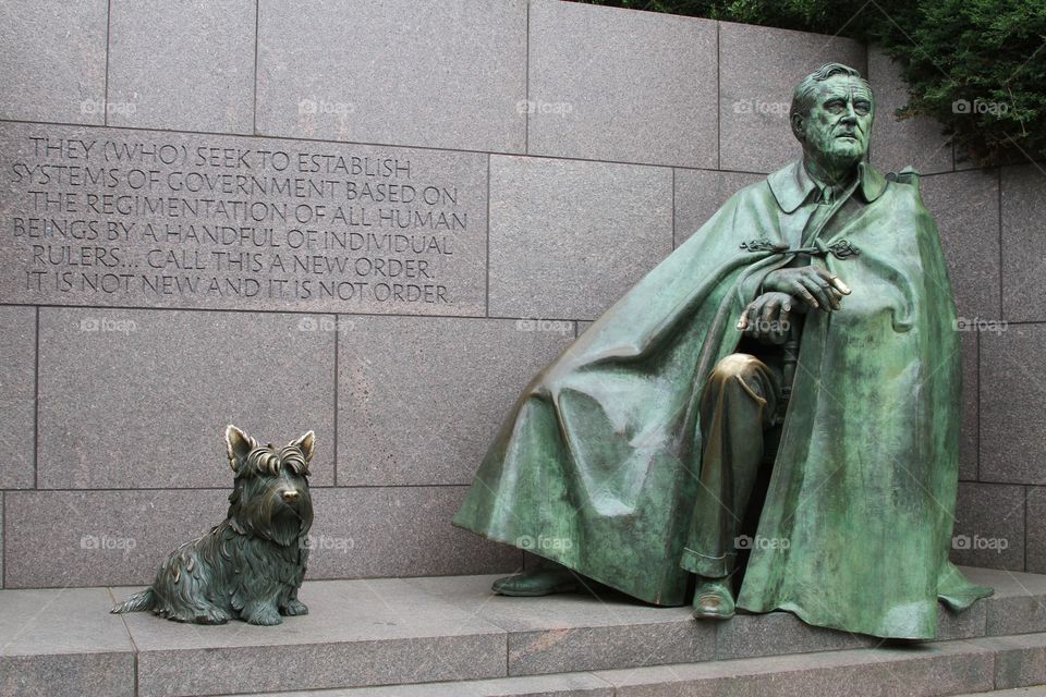 Roosevelt monument