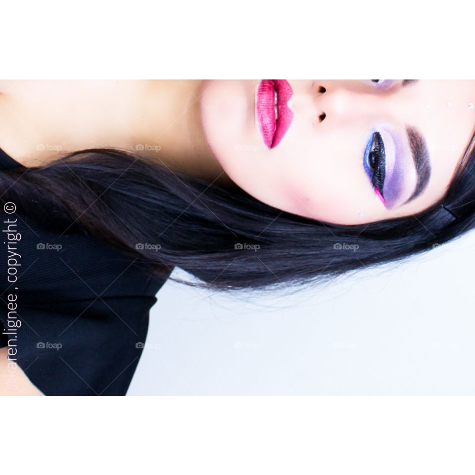Editorial, photo credits: Karen Leyla , Model : Karen Leyla Makeup by me. More makeup looks? Contact me instagram @karen.lignee