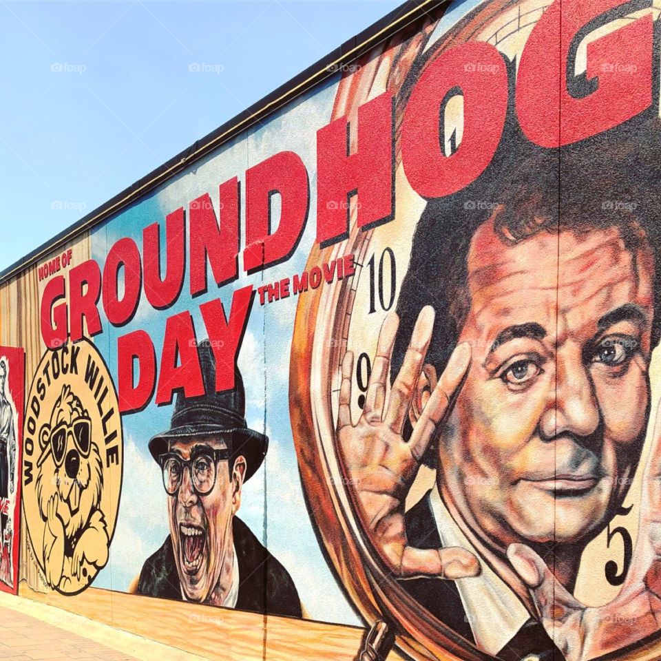 Groundhog Day mural in Woodstock, Illinois 
