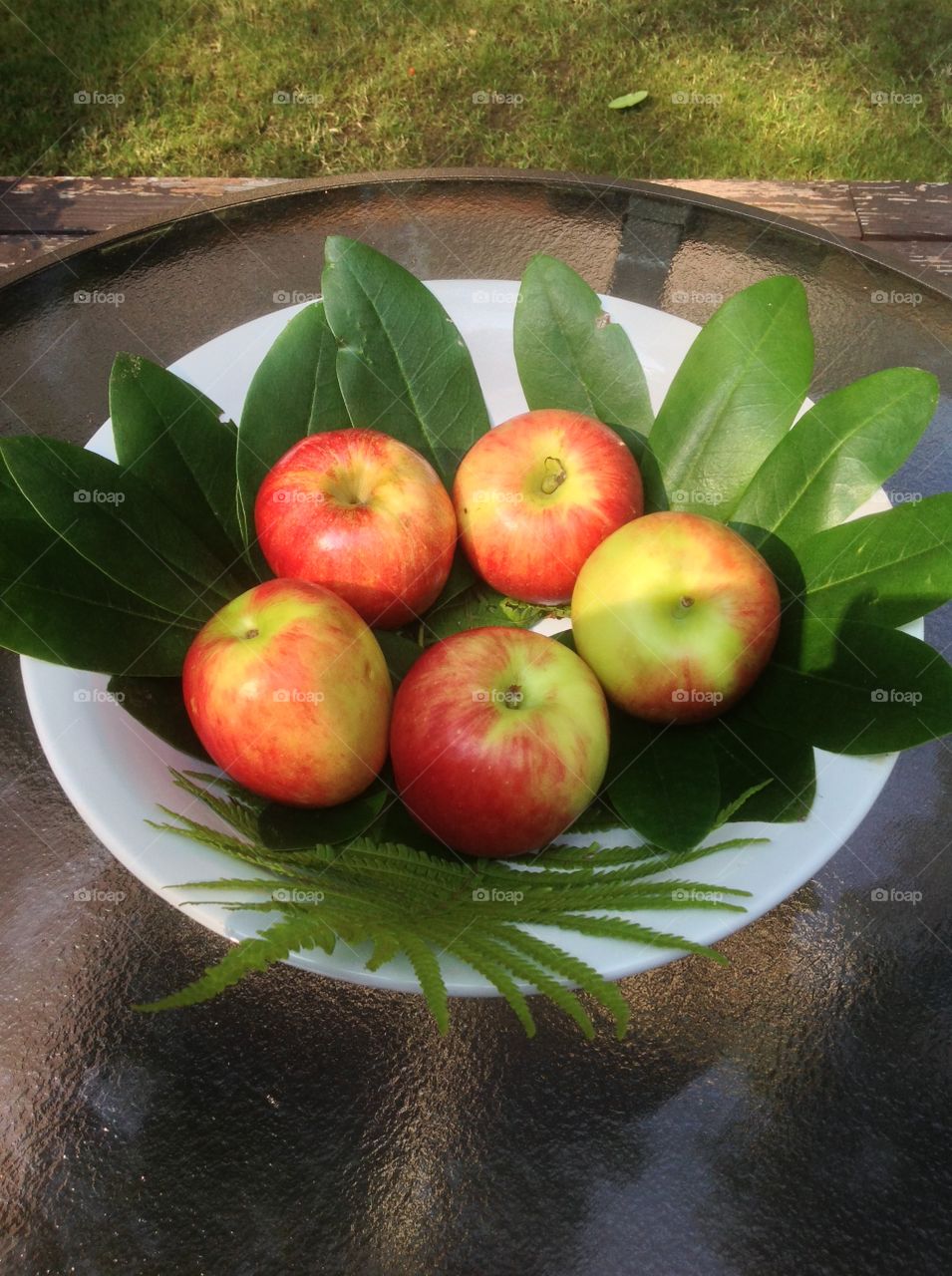 Apples in a bowl for s table centerpiece. 