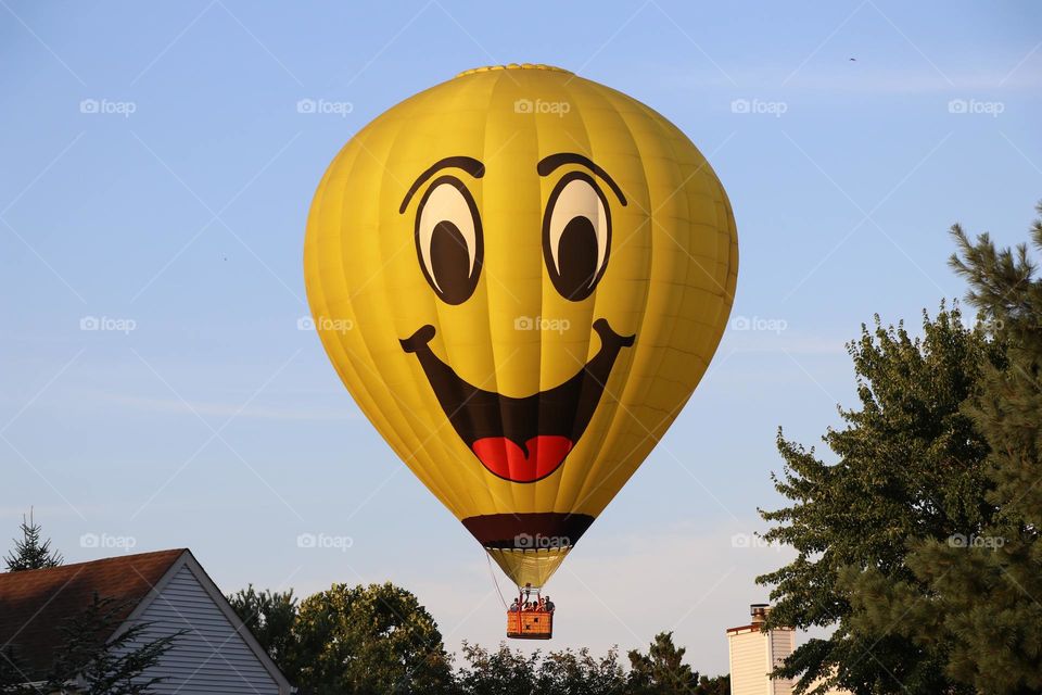 I would like describe this photo most beautiful and funny balloons
