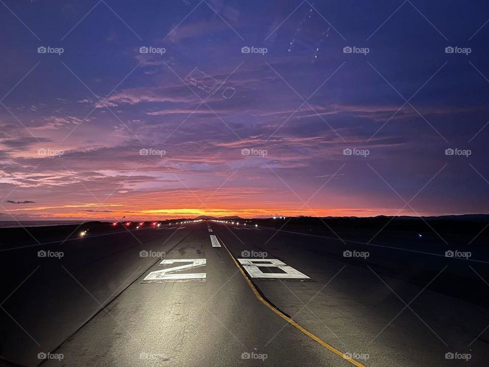 Vista desde la oficina … love aviation 