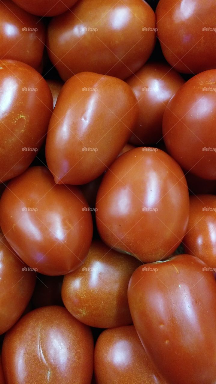 red tomatoes