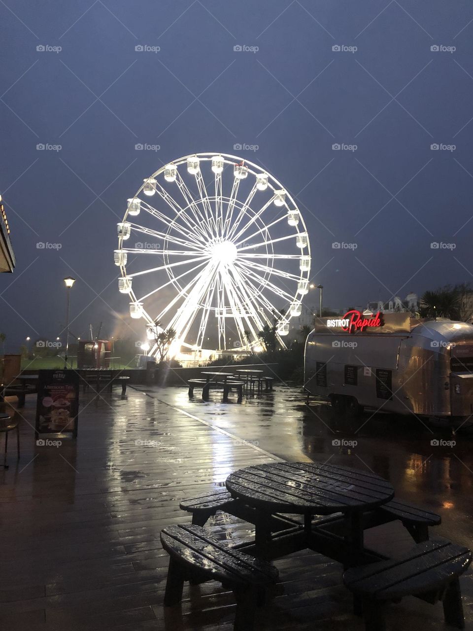 Ferris wheel 