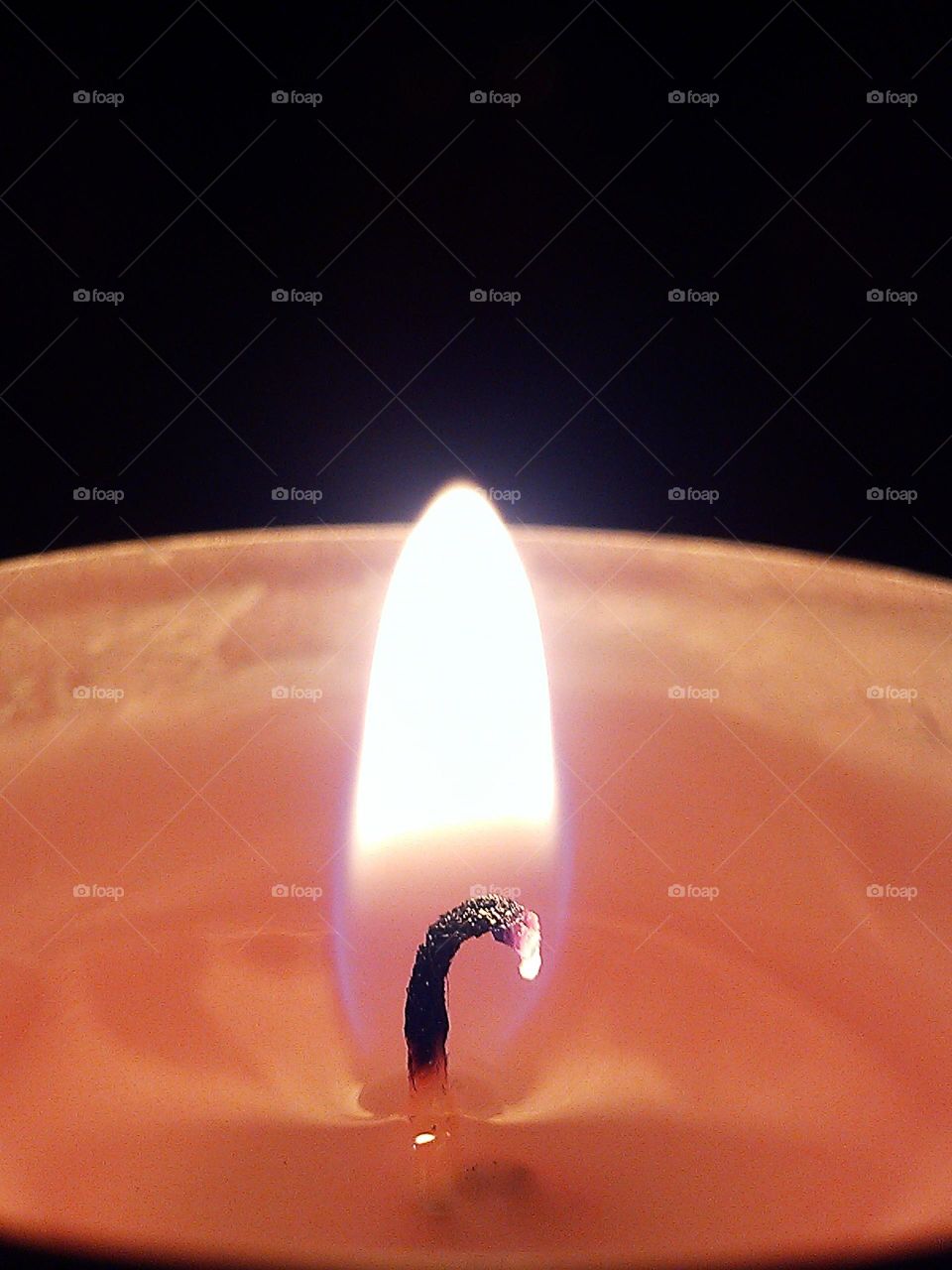 Свеча и пламя