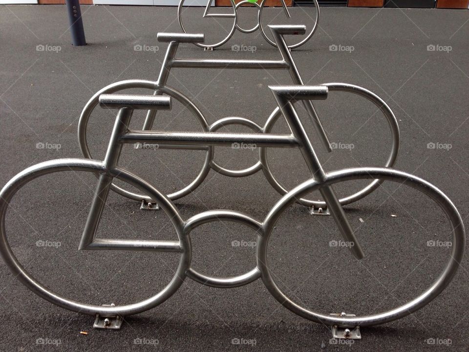 Bi-cycle stand