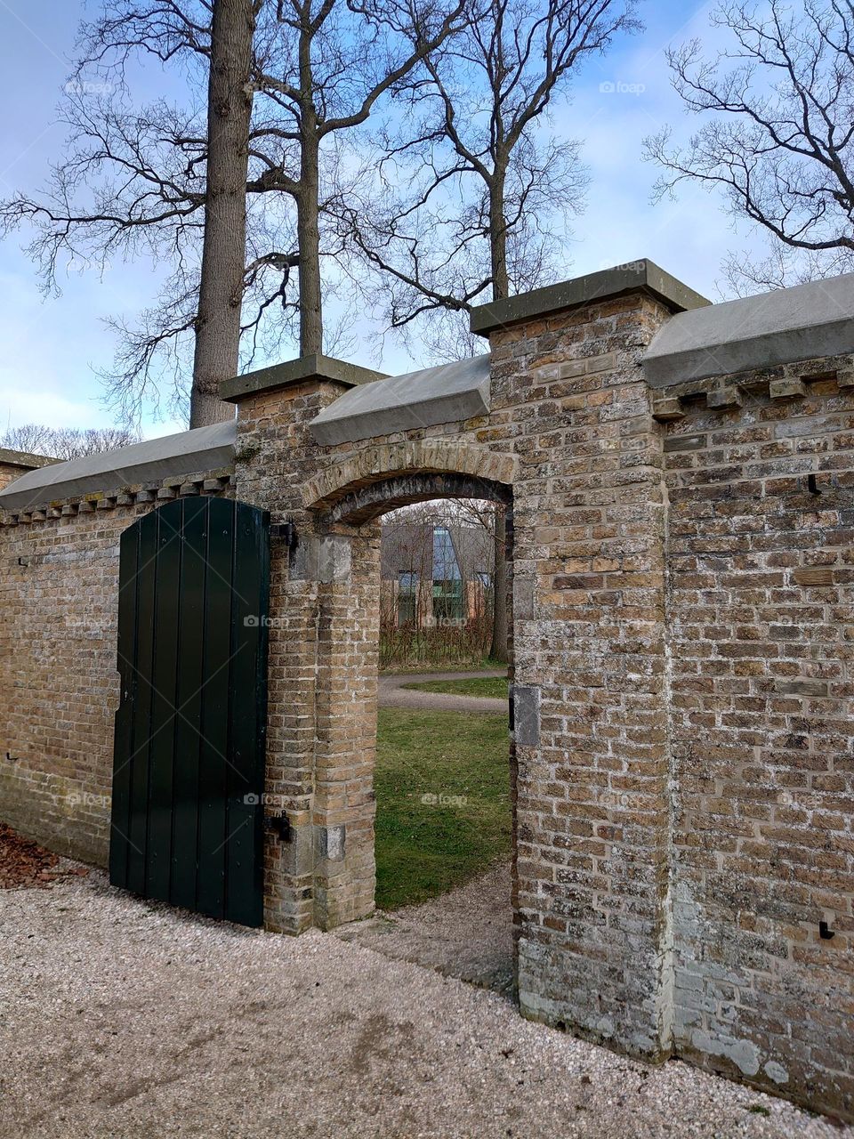 castle garden door