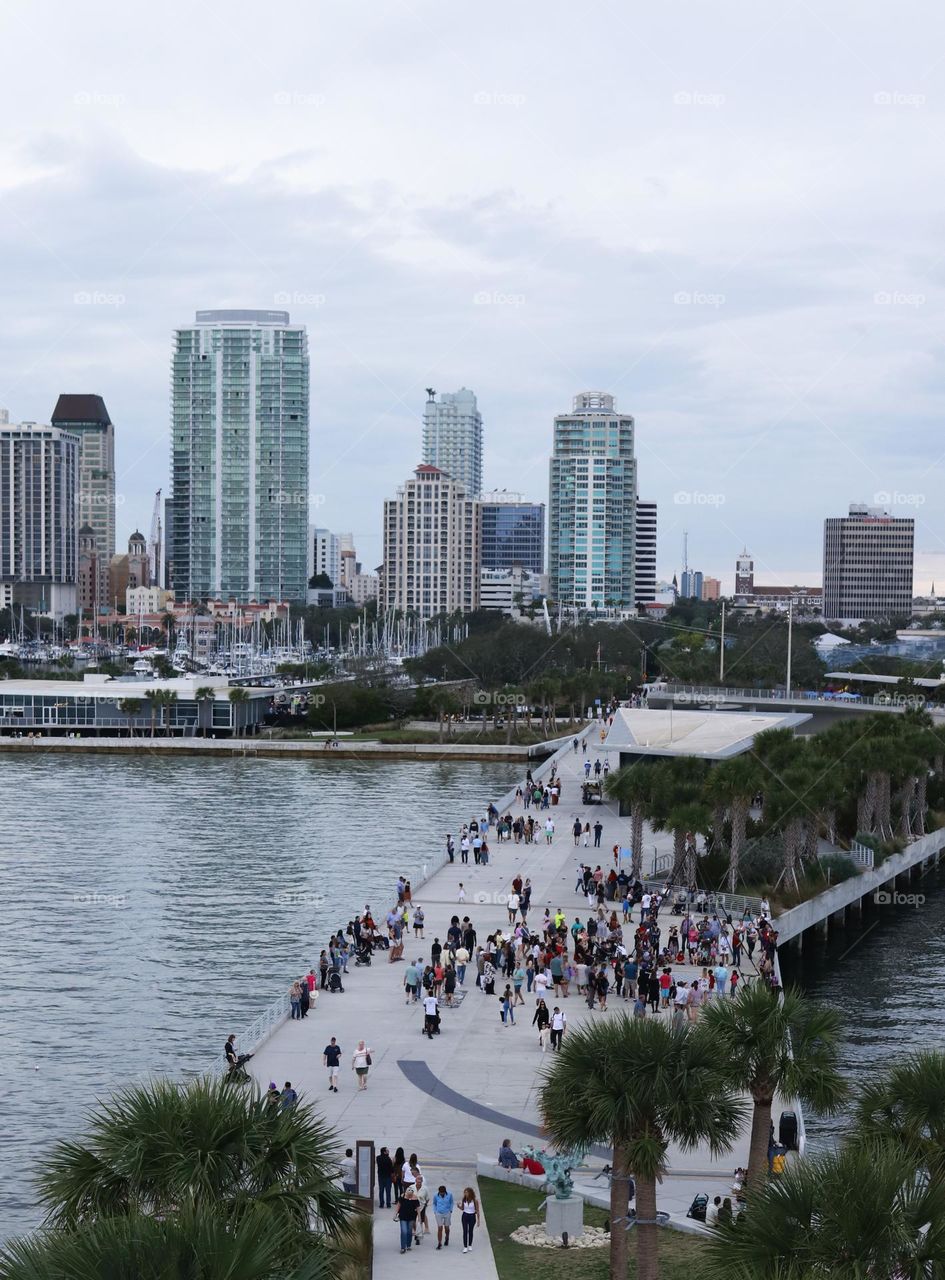 Big crowd on the pier