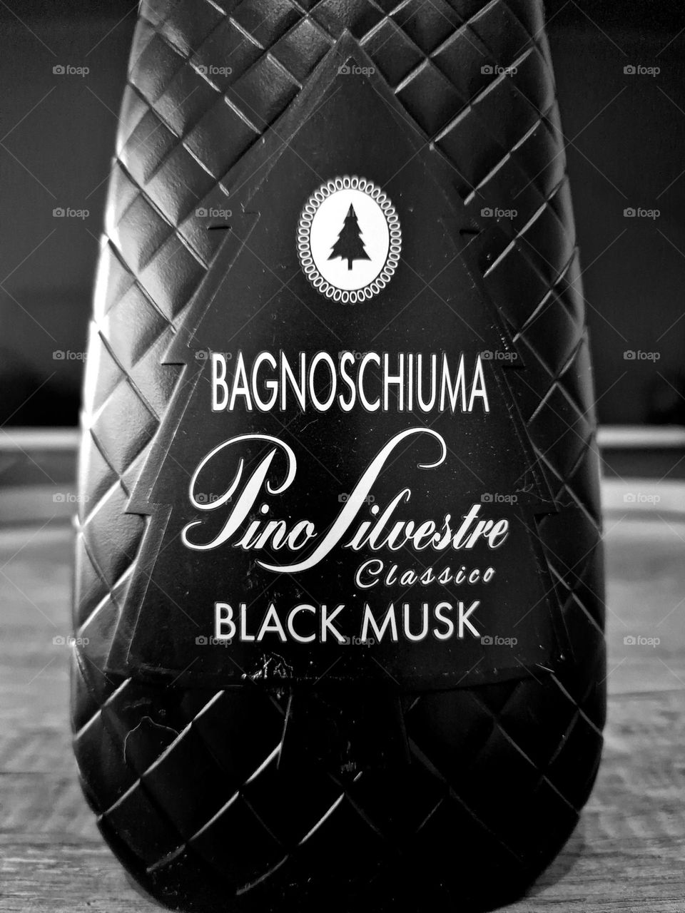 Bagnoschiuma Pine Silvestre Clasico Black Musk