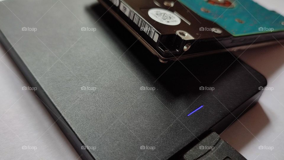 Data Transmission - Data Recovery - HDD VS SSD - repairs and maintenance