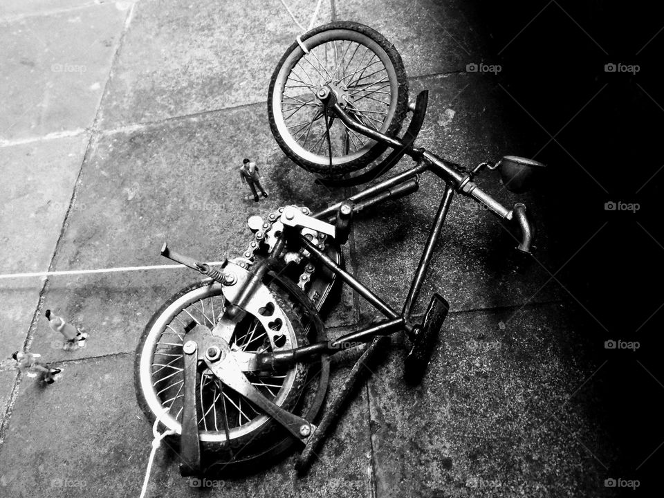 Fall into the trap of the Lililiput