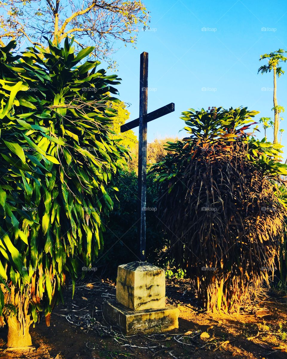 Esse #cruzeiro é da Capela #NossaSenhoraAparecida, na Fazenda Ermida. Lá, a Missa acontece todo sábado às 16h30. Um local maravilhoso para estar em sintonia com #Deus!