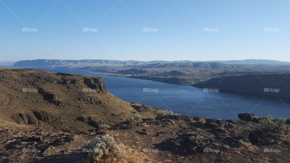 Elevated view of idyllic blue lake with mountains