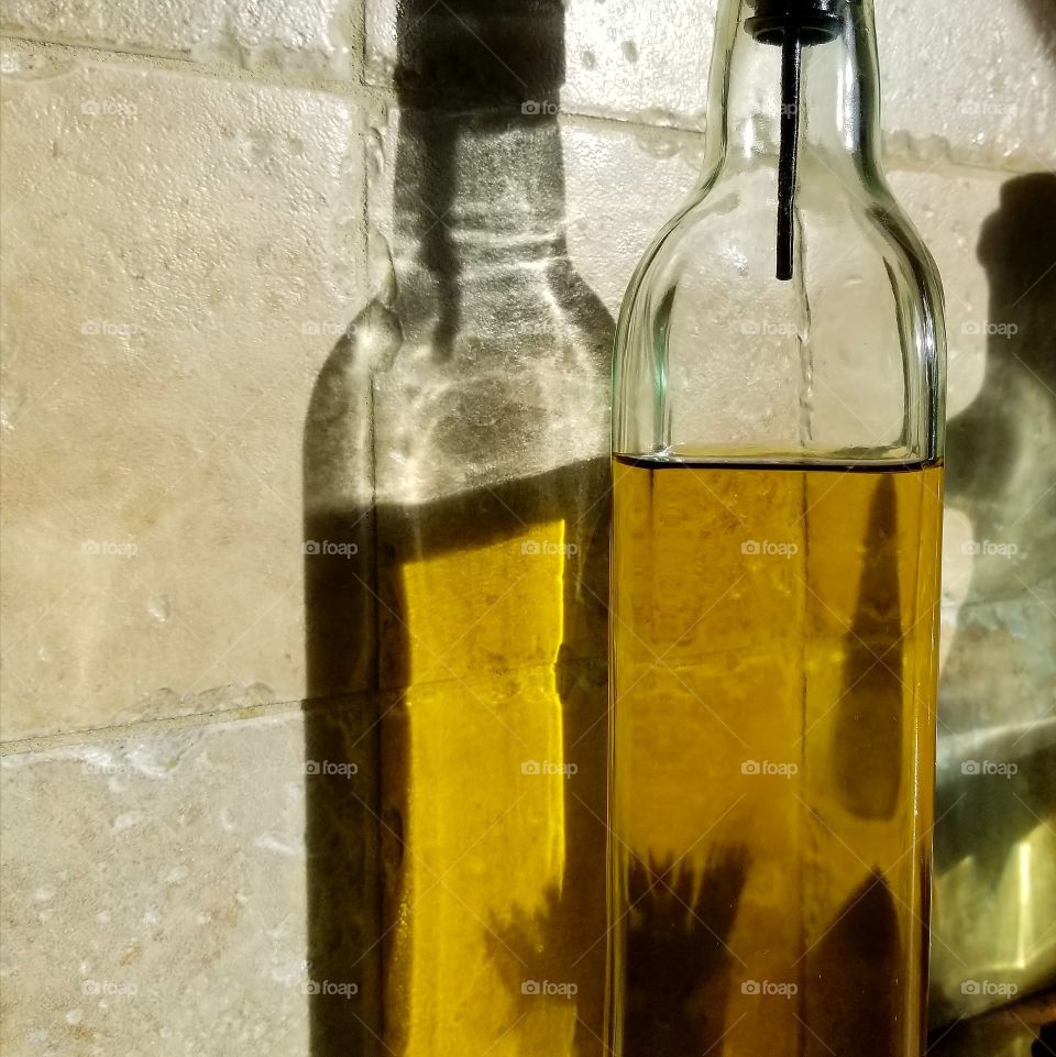 shadow - olive oil
