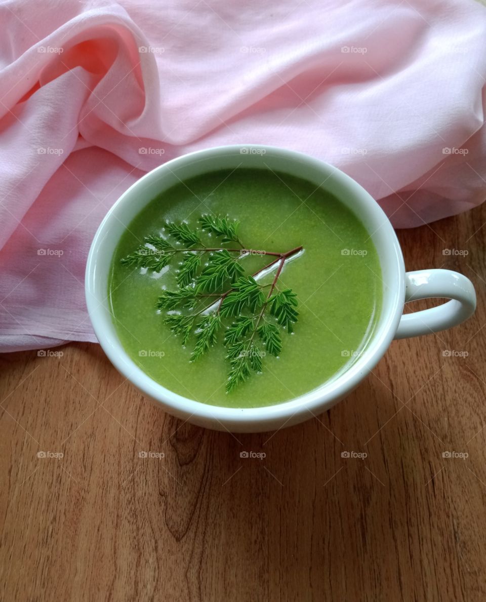 herbal moringa leaves porridge .